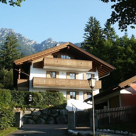 Ferienwohnung Almhuettenweg Dreitorspitze Garmisch-Partenkirchen járás Kültér fotó